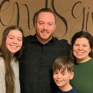 Meet your Posher, Christopher